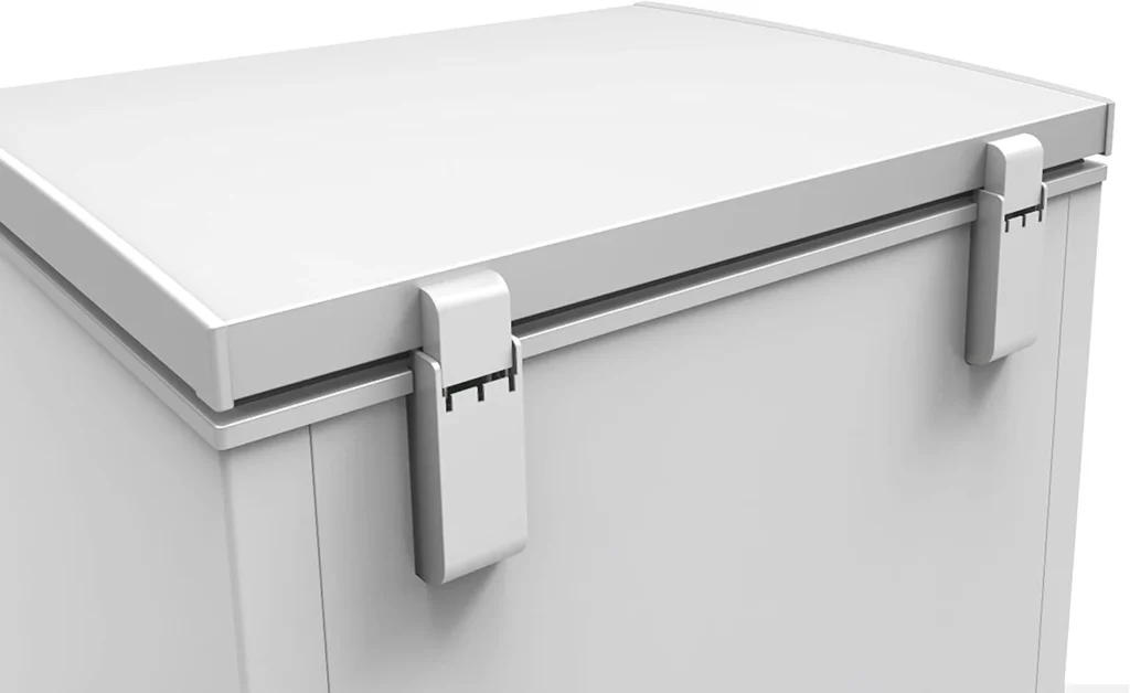 The avanti 3.5 cu ft chest freezer features outside hinges